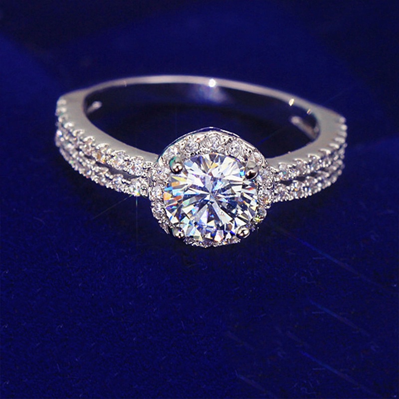 Nhẫn Đính Hôn Đính Đá Zircon Tròn Thời Trang