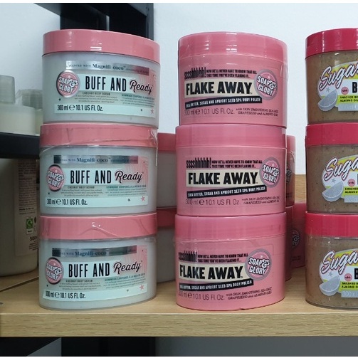 Tẩy da chết body Soap And Glory Buff and Ready Coconut Body Scrub 300ml PL011