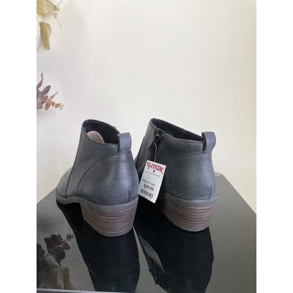 Boot Lucky Brand, màu đen, chính hãng.
