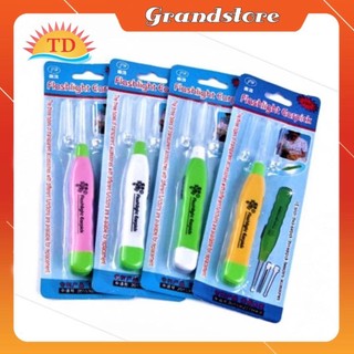 Dụng cụ lấy ráy tai có đèn led flashlight earpick tiện dụng 3in1