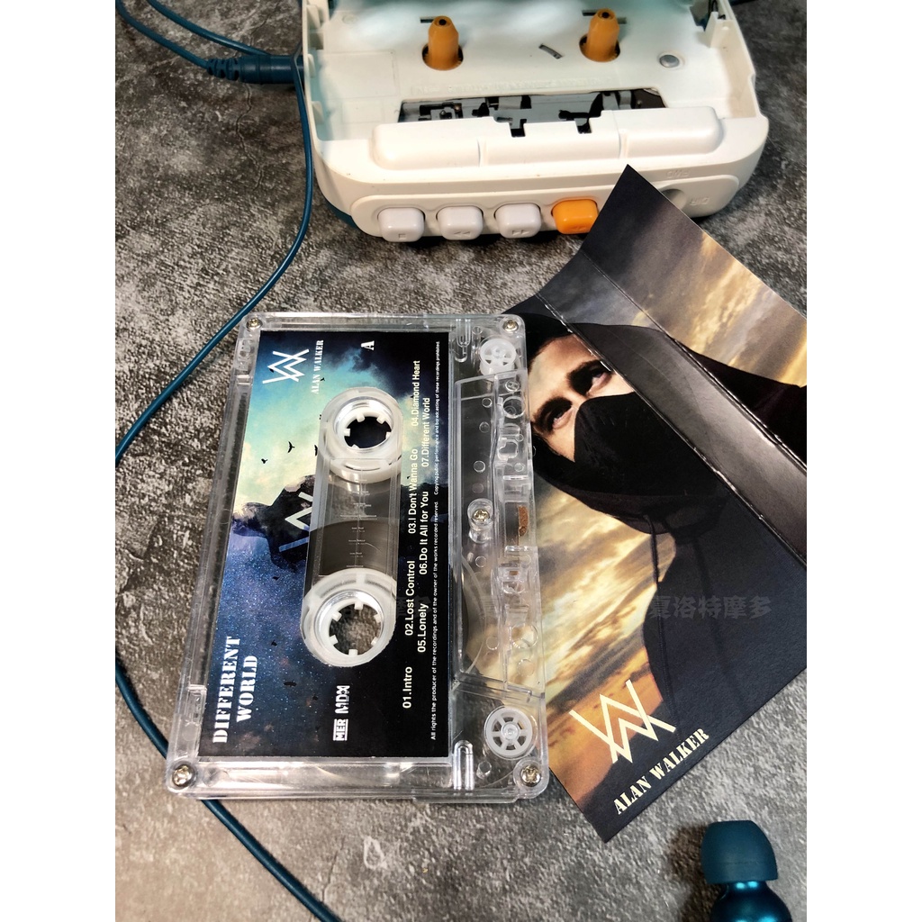 Album Sưu Tầm Băng Cassettes Thành Viên alan walker z08 t1101