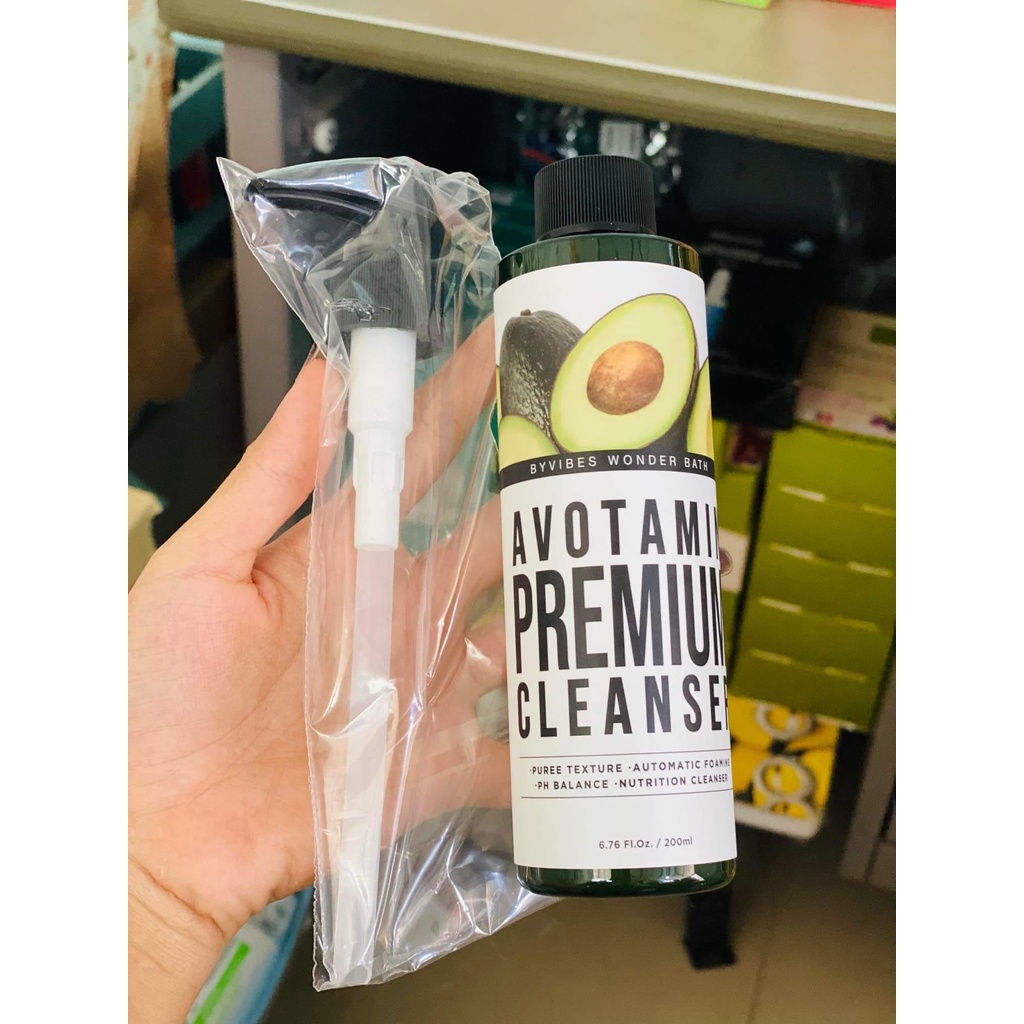 Sữa Rửa Mặt Chiết Xuất Bơ Thải Độc Dưỡng Sáng Da Byvibes Wonder Bath Avotamin Premium Cleanser 200ml