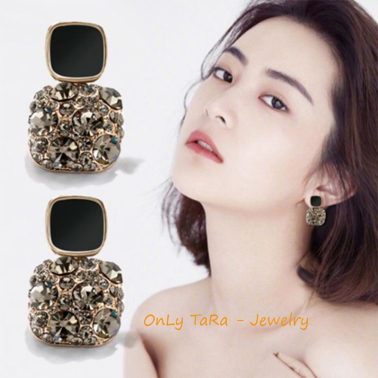 Khuyên tai - Bông Tai - S925 - Dáng Dài Ôm Tai Hình Vuông Đá Pha Lê Đen