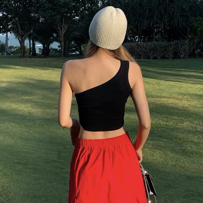 ÁO CROP LỆCH VAI KHÔNG TAY TRENDY 2022