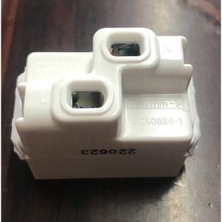 Ổ cắm đơn có màn che Panasonic