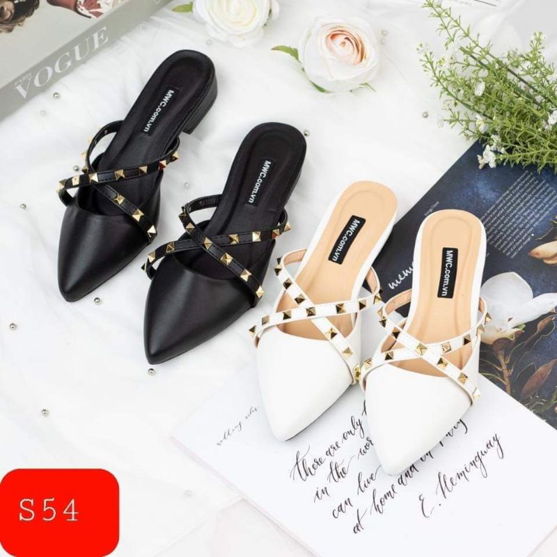 giày sục đính đinh hình kim tự tháp mang rất sáng chân có big size