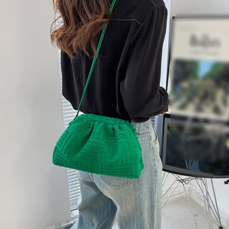 Túi Xách Cỡ Lớn Họa Tiết Dập Nổi Dễ Thương Cho Nữ