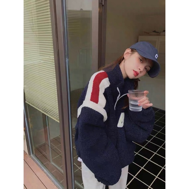 Áo khoác lông phối tay trắng đỏ thêu chữ B cực dày dặn ấm áp form thụng tay bồng thu đông Nhungkudo