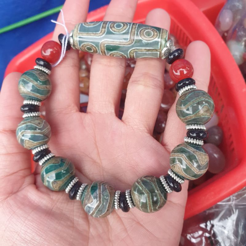 Vòng tay mã não mix dzi Tây Tạng