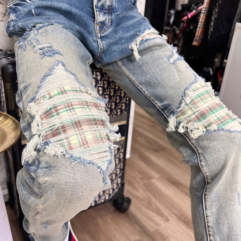 Quần A.MI.RI Siêu Cấp Vá Màu QSC004