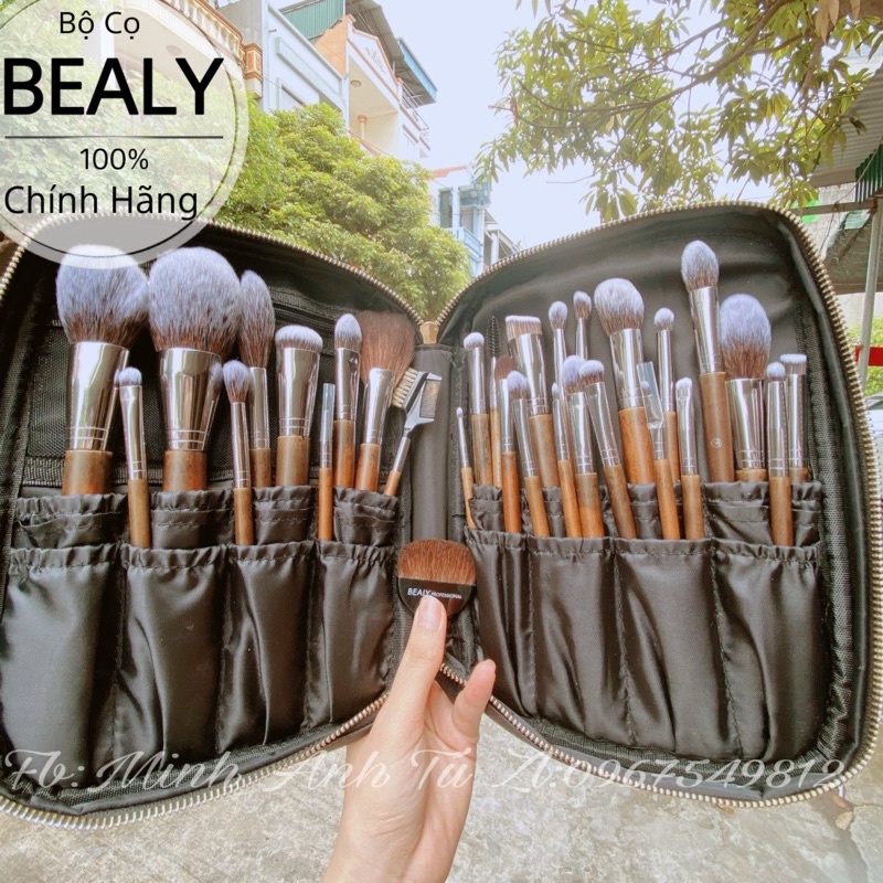 Bộ Cọ Trang Điểm Chuyên Nghiệp Bealy Cao Cấp Cán Gỗ Lông Thú Không Kèm Bao [Chính Hãng]