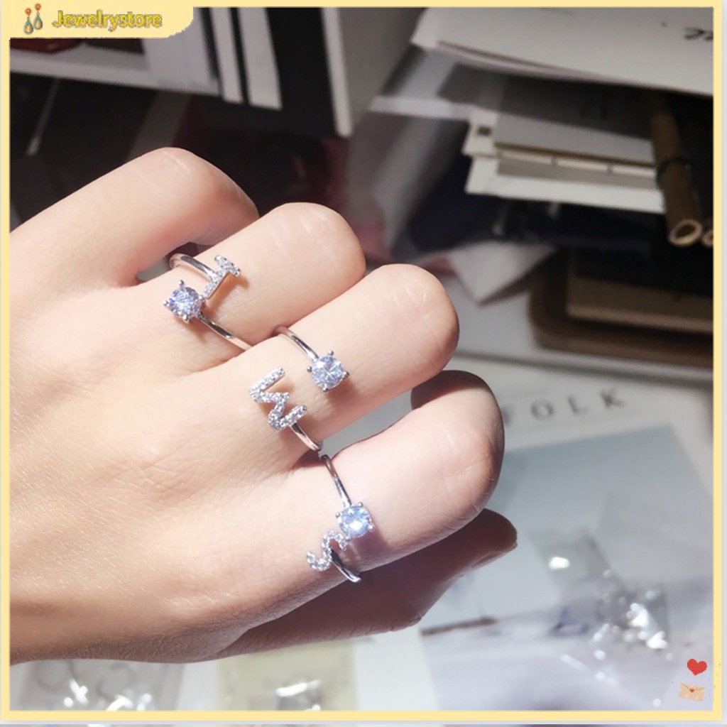 Nhẫn đeo tay kim loại hình chữ cái đính đá đẹp mắt