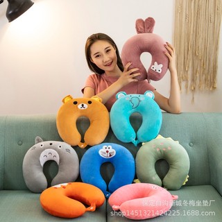 Gối kệ cỗ chữ U