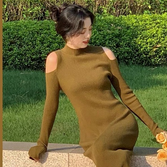 Đầm maxi SUXI dáng chữ A dệt kim trễ vai màu sắc trơn phong cách cổ điển thời trang cho nữ