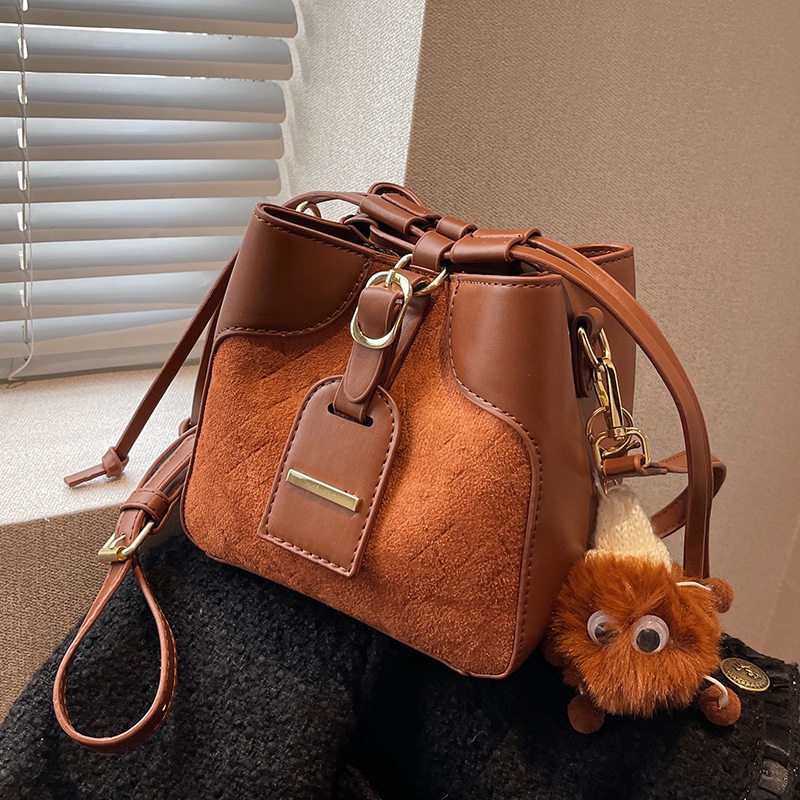 Túi Đeo Chéo Đa Năng Thời Trang Cá Tính