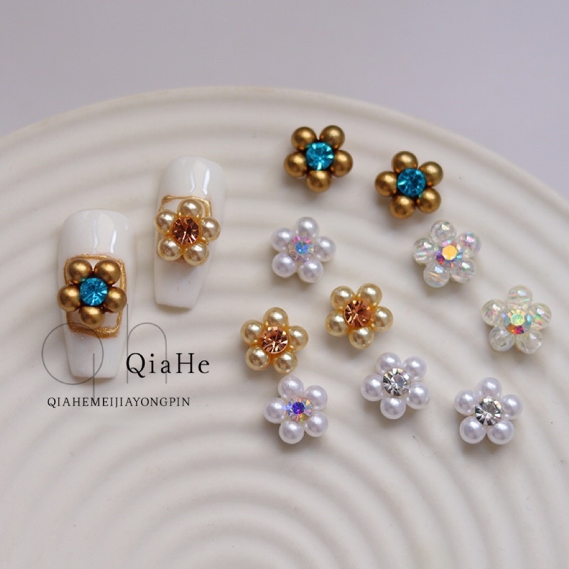 Set 10 charm hoa 5 cánh bằng hạt ngọc trang trí móng