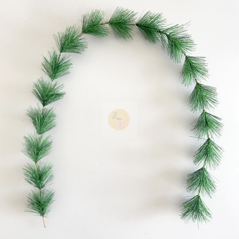 Dây lá thông kim thân kẽm dài 1.3 mét trang trí noel giáng sinh - ứng dụng làm vòng trang trí vòng