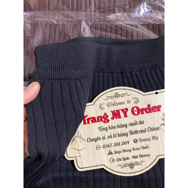 Chân váy len dáng dài xẻ tà