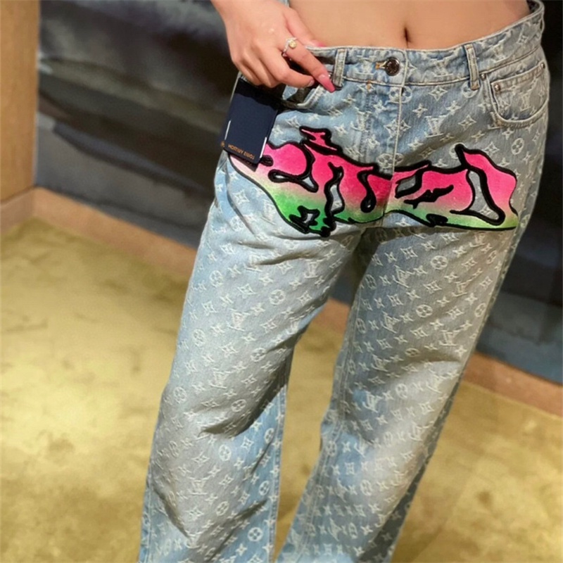 Quần Jean Nam Ống Đứng Thêu Họa Tiết Louis Vuitton 100% Chính Hãng