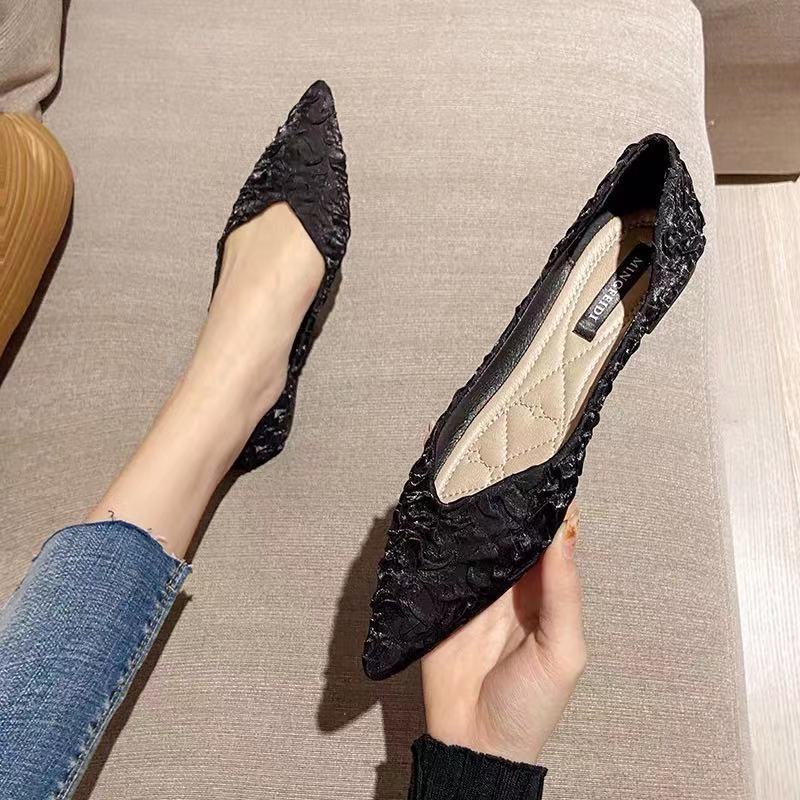 Giày Búp Bê Đế Bằng Mũi Nhọn Size Lớn 41-43 Thời Trang Xuân Thu 2022 Cho Nữ