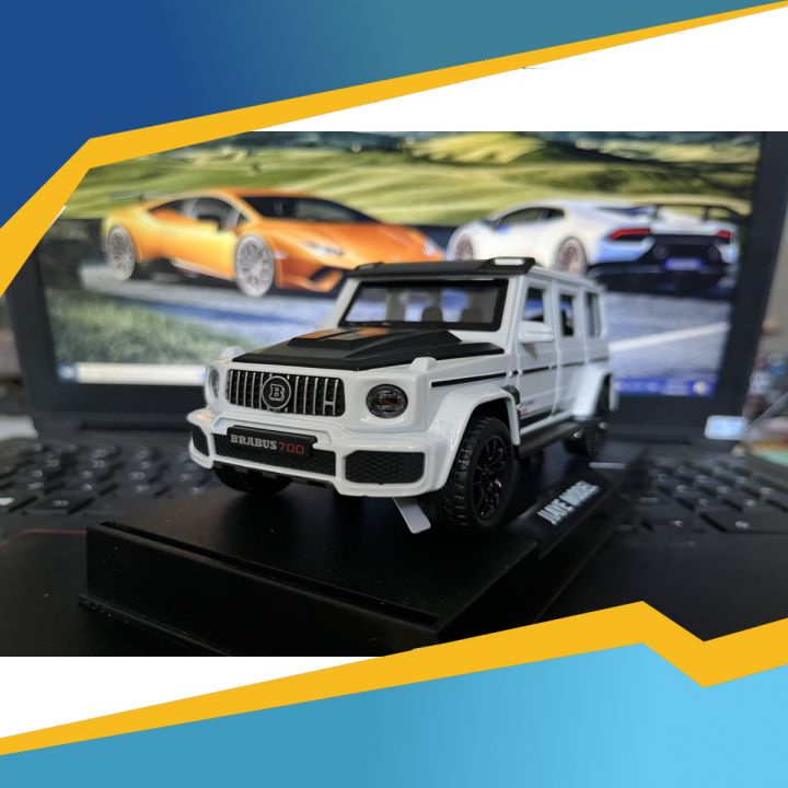 Mô hình xe Mercedes-Benz G700 Brabus (1:32)