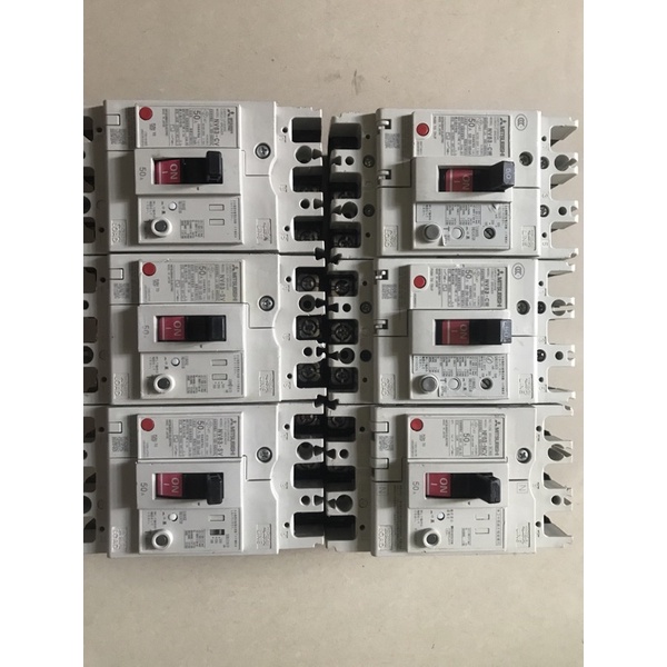 Ch chống giật 3p 380V 50A