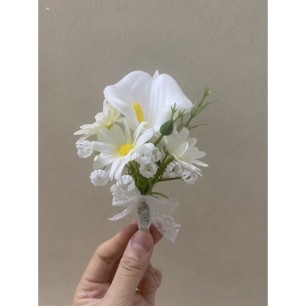 Hoa cài áo chủ rể