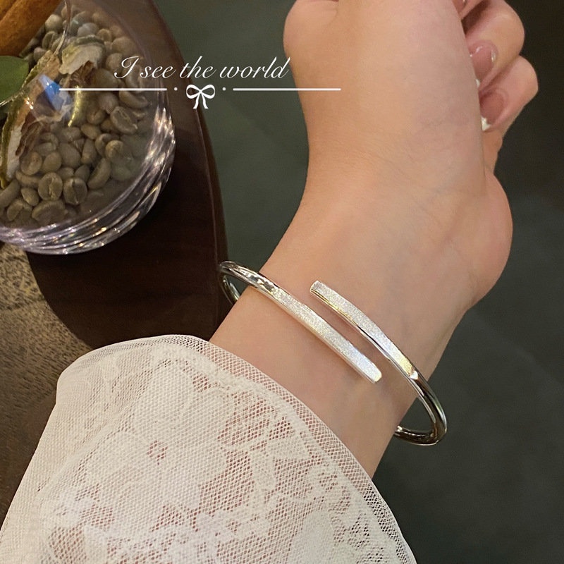 Vòng đeo tay tối giản nữ Tính Vòng đeo tay sang trọng Thời trang có thể điều chỉnh vòng đeo tay Hàn Quốc vòng đeo tay