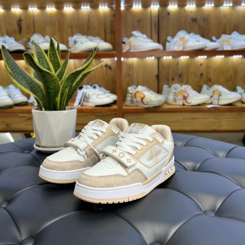 GIÀY LV TRAINER BE KEM DA NHĂN QUAI DÁN LAI AU [ FREESHIP + GIẤY GÓI ]