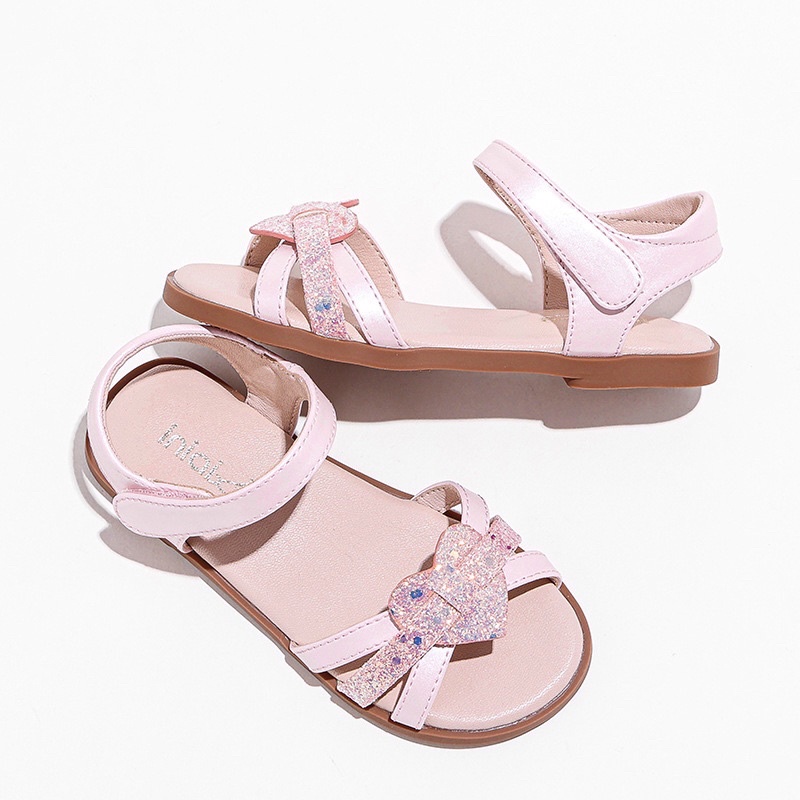 Sandal cao cấp cho bé gái.