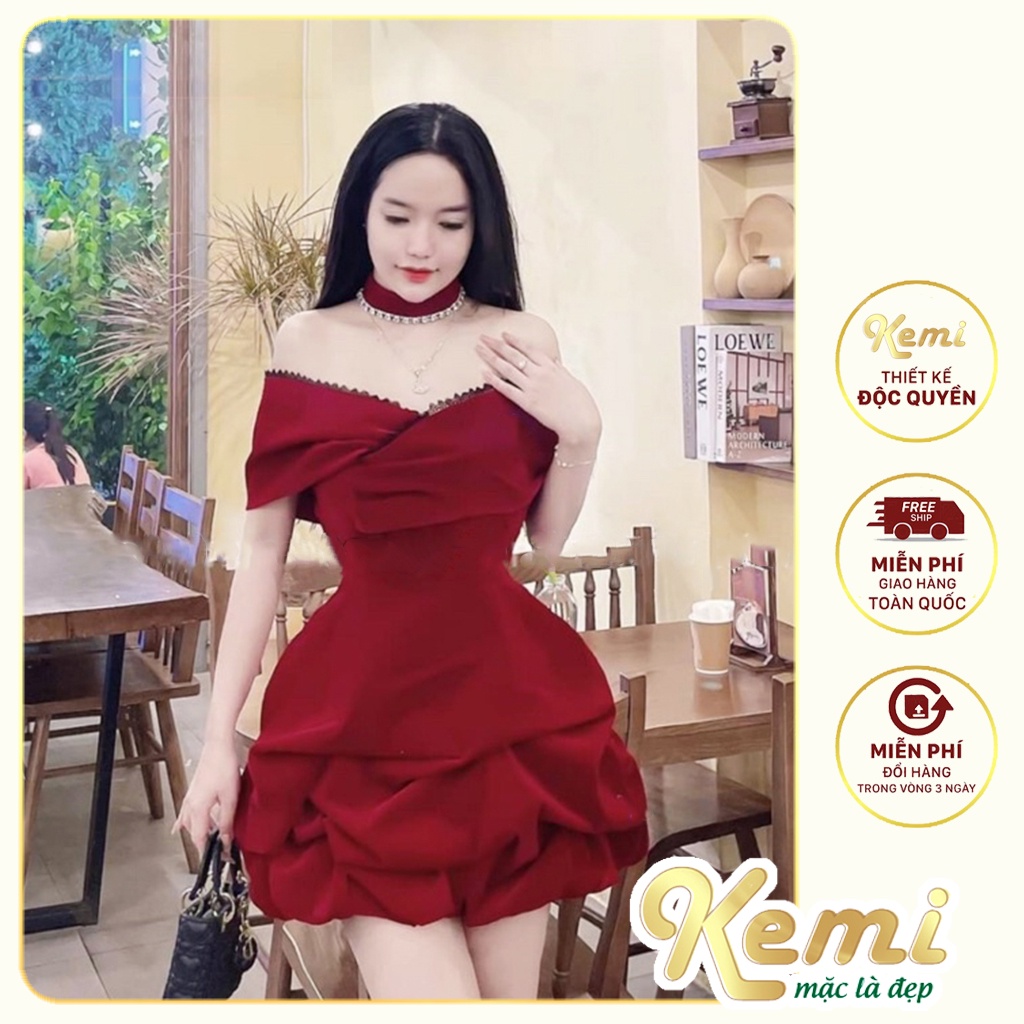 Váy nhung đỏ trễ vai viền phối ren kèm vòng cổ choker đính đá đầm bồng bềnh Kemi