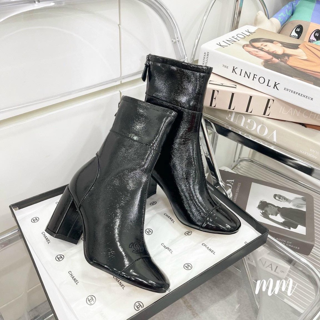 Bốt da lì khóa sau,💖FREESHIP💖,Full hộp 2 màu đen kem