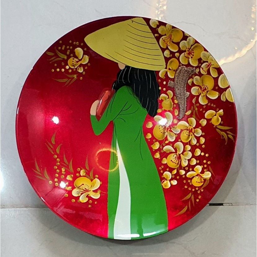 Đĩa sơn mài cô gái áo dài (20cm)