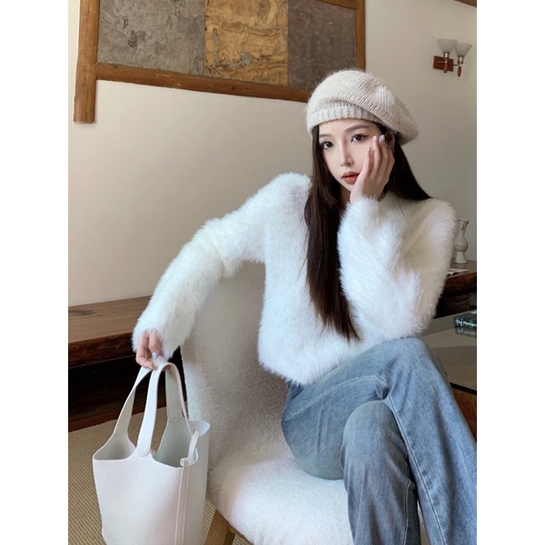 Áo len lông thỏ dáng croptop