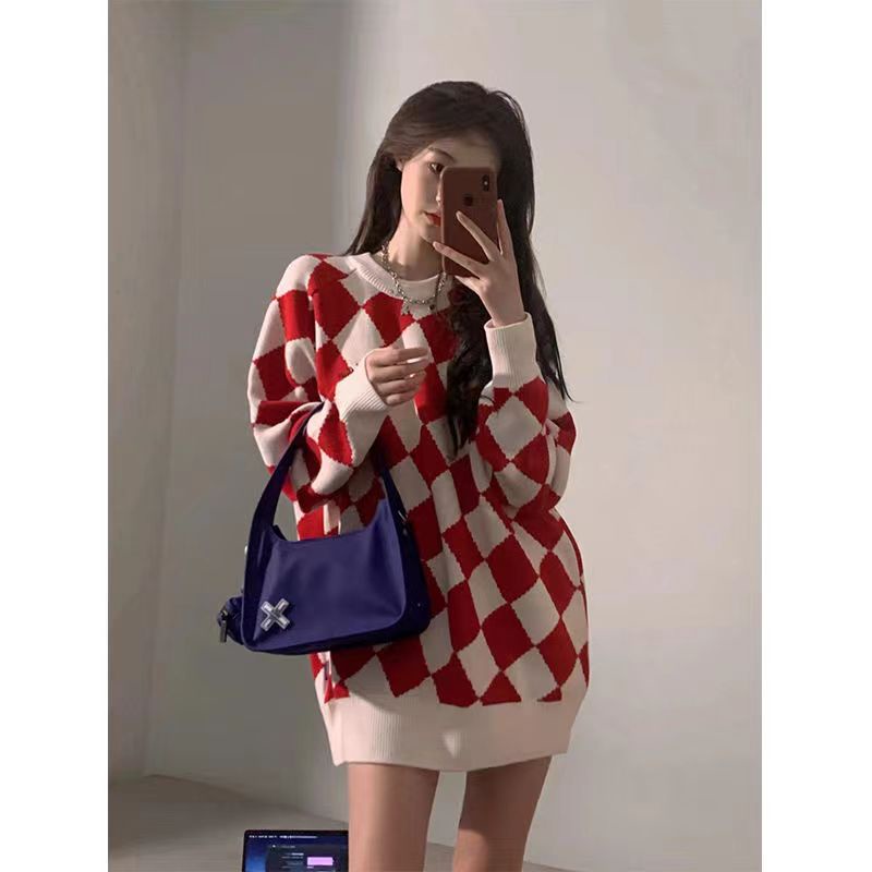 Áo sweater Dệt Kim Chui Đầu Dáng Rộng Sọc Ca Rô Màu Đỏ Phong Cách Nhật Bản Thời Trang Thu Đông Cho Nữ