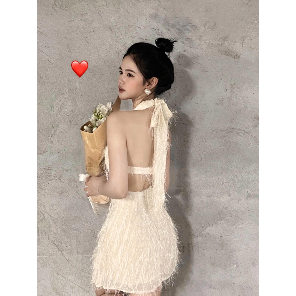 Đầm yếm lông hở lưng 1 dây ngang dáng ngắn xòe nhẹ cực hot , chất lông mềm mát