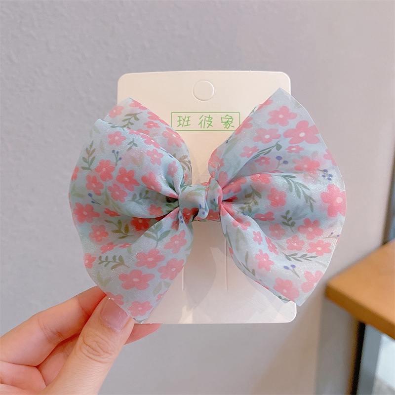 Kẹp tóc công chúa cho bé