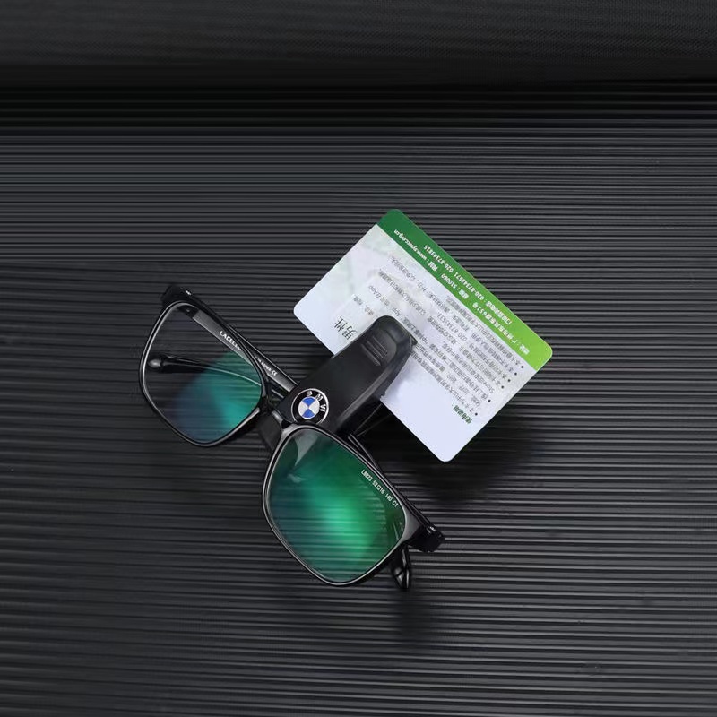 1 Kẹp Giữ Mắt Kính / Thẻ / Mắt Kính Gắn Trên Xe Hơi