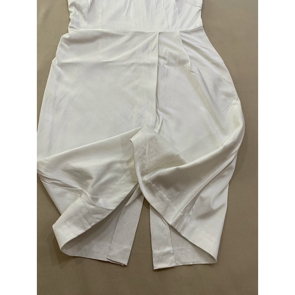 Đầm vải kaki bóng màu trắng Nino.maxx  - Thanh lý vnxk