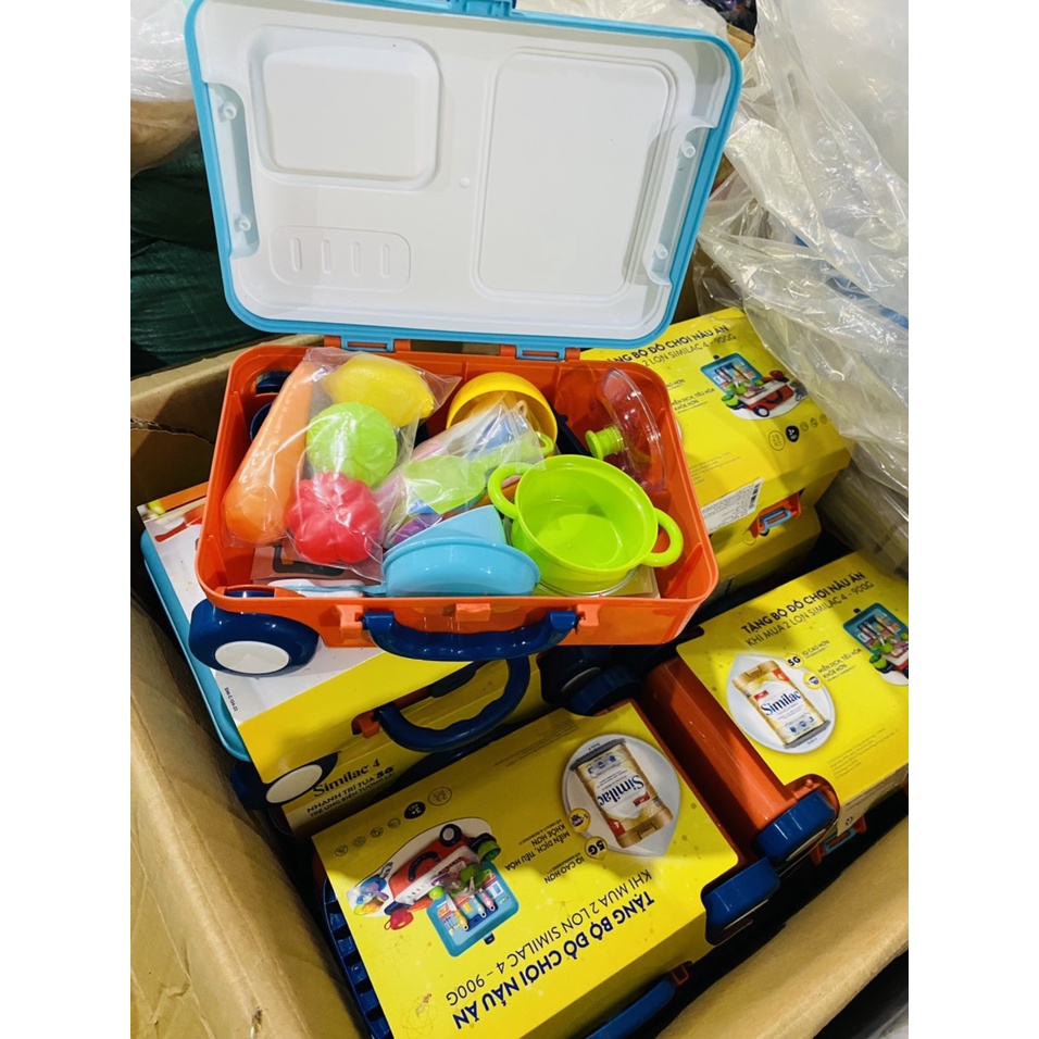 Bộ vali đồ chơi nấu ăn hướng nghiệp cho bé hàng KM similac