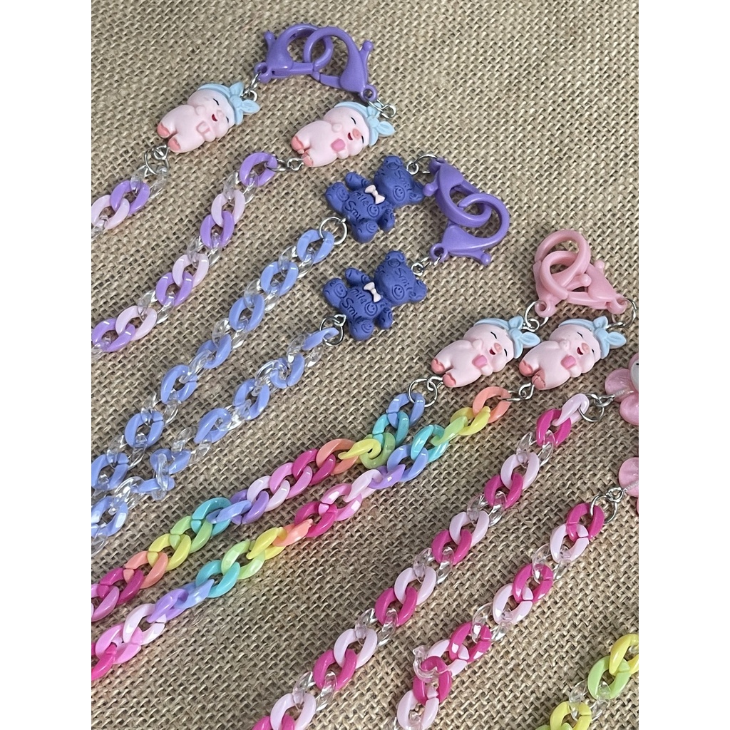 Dây đeo khẩu trang dây xích nhựa nhiều màu nhiều charm xinh xắn