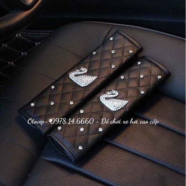 Bọc cần số và tay phanh, đai an toàn xe ô tô bằng da gắn đá thiên nga, vương miện sang trọng