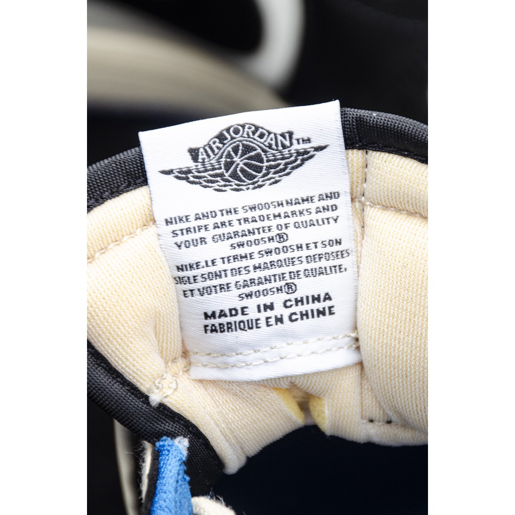 Giày Air Jordan 1 Retro Low  x Travis Scott