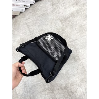 Túi MLB NY Mega Shoulder Bag Black B225 | Unisex - Full Tag Code