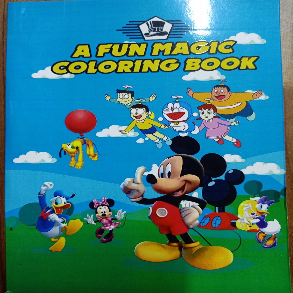 Ảo thuật sách đổi màu hoạt hình