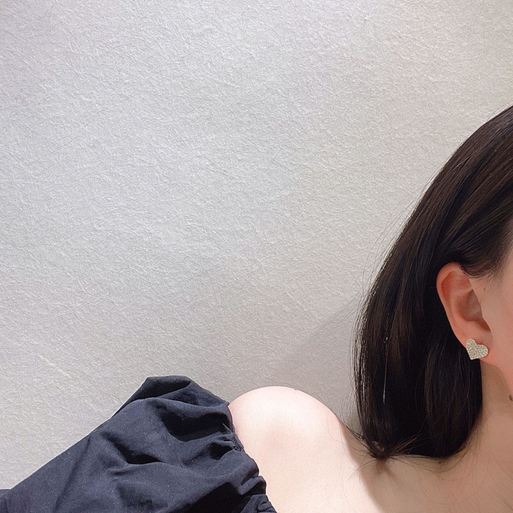 Đôi Khuyên Tai HìNh TráI Tim ĐíNh Kim Cương Giả ThờI Trang Cho Nữ