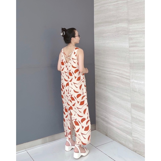 Xanhlinen - đầm suôn linen xẻ lưng