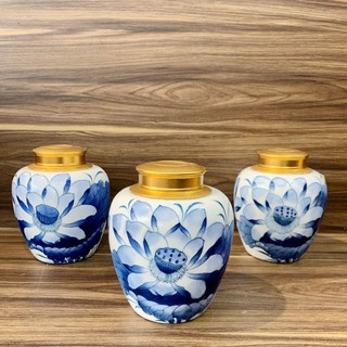 Hộp đựng trà bằng sứ bát tràng vẽ sen, hộp đựng trà cao cấp bằng sứ