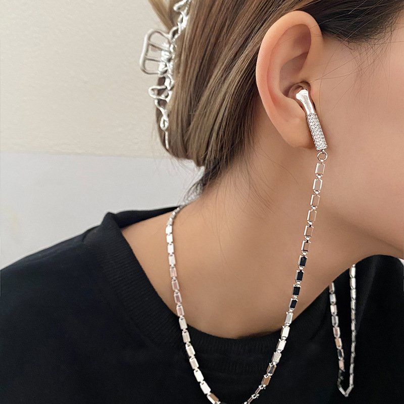 Dây chuyền hợp kim nam nữ, hàng bản chuẩn khỏi lo đụng hàng. 1 mình tao bán