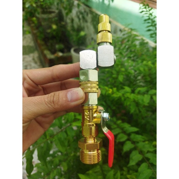 Bộ béc xịt rửa xe vệ sinh máy lạnh xoay 360 có chỉnh tia nước.